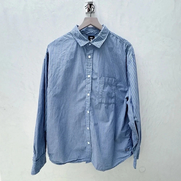 Vans Medium 100% Cotton Blue Striped Button-Up Shirt - Picture 2 of 10
